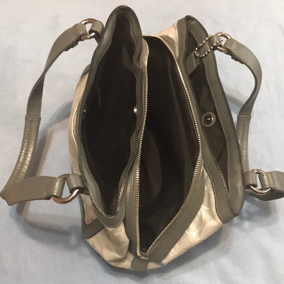 Dark grey/light grey/silver official Coach satchel - Picture 4 of 8